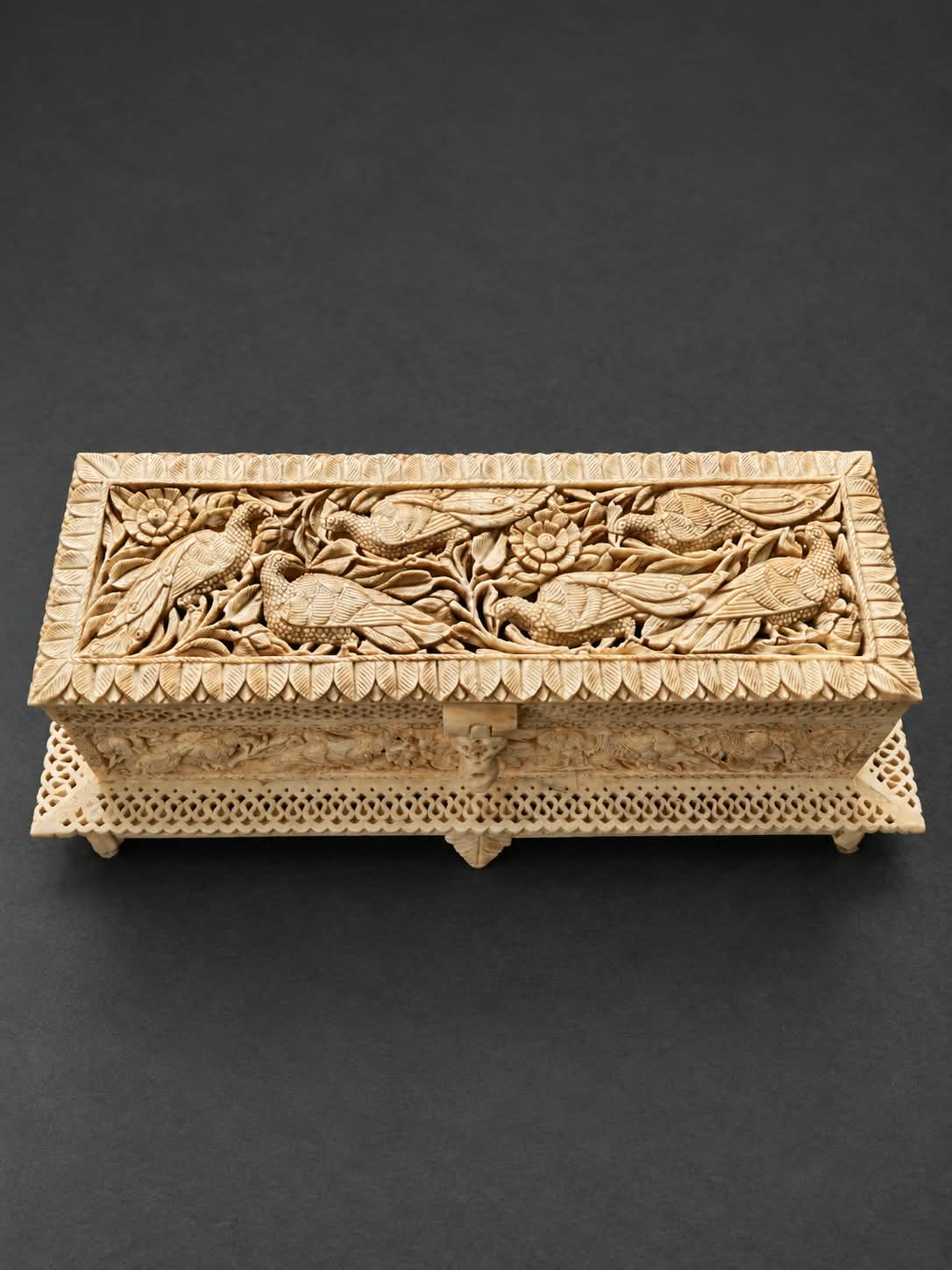 Rare islamic handcrafted bird pattern natural camelbone